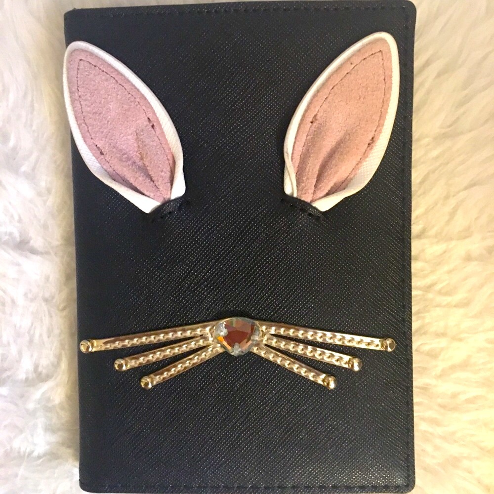 🌴SUMMER SALE 🌴💯✔️Authentic Kate Spade Passport wallet Holder